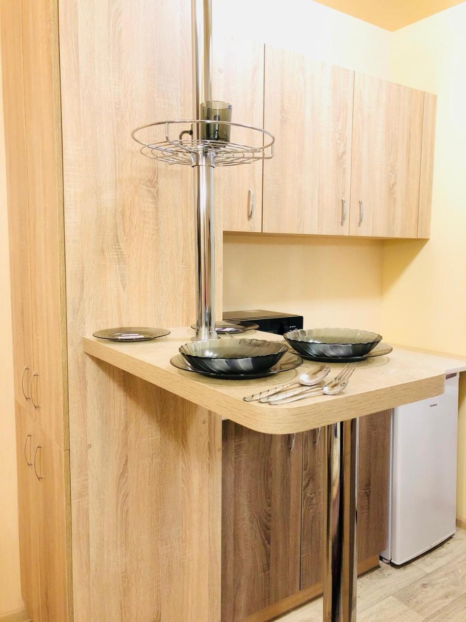 Comfortable Apartment Near Metro Kharkiv Bagian luar foto